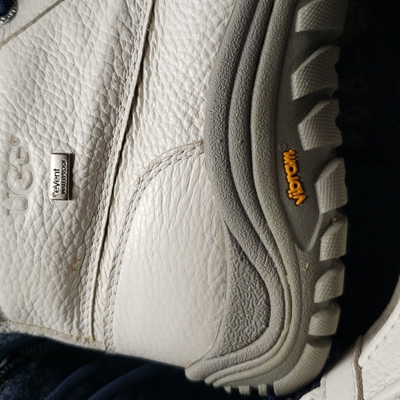 Like new!- too small for me :( - Picture 7 of 8